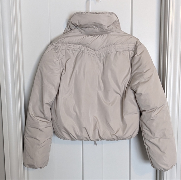 NWT Urban Outfitters Uo Femme Cropped Puffer Jacket sz S - Picture 6 of 7